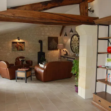 Domaine Du Vernay Tatil Evi