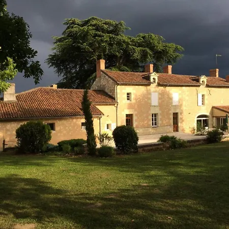 Ferienhaus Domaine Du Vernay *