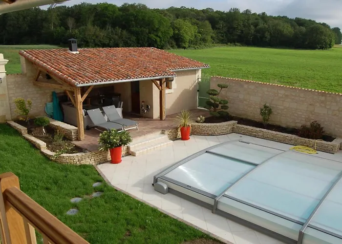 Сasa de vacaciones Domaine Du Vernay Bournand