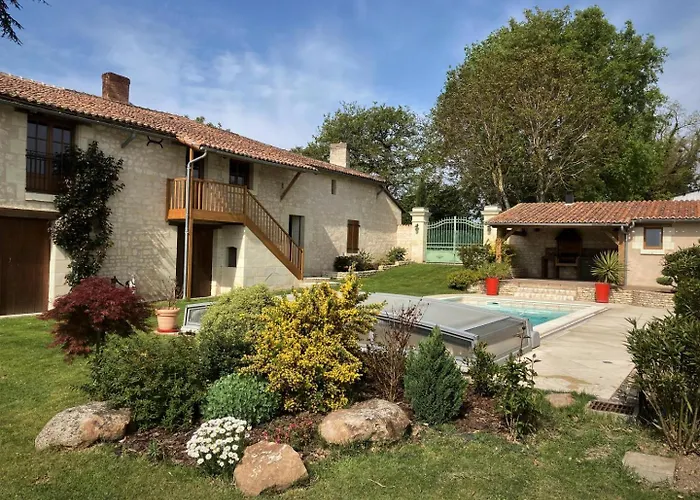 Сasa de vacaciones Domaine Du Vernay